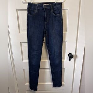 Levi's 721 High Rise Skinny size 26
